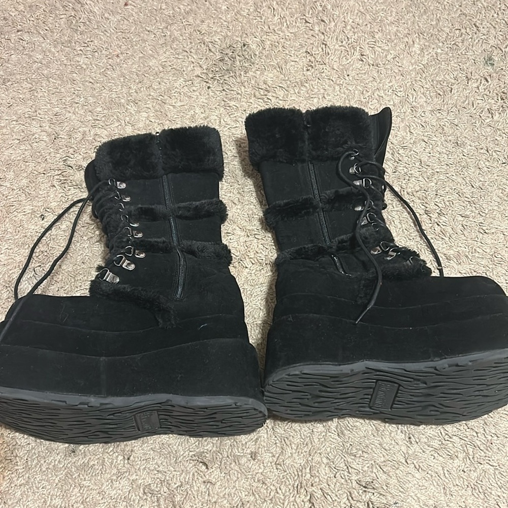 Demonia fur boots